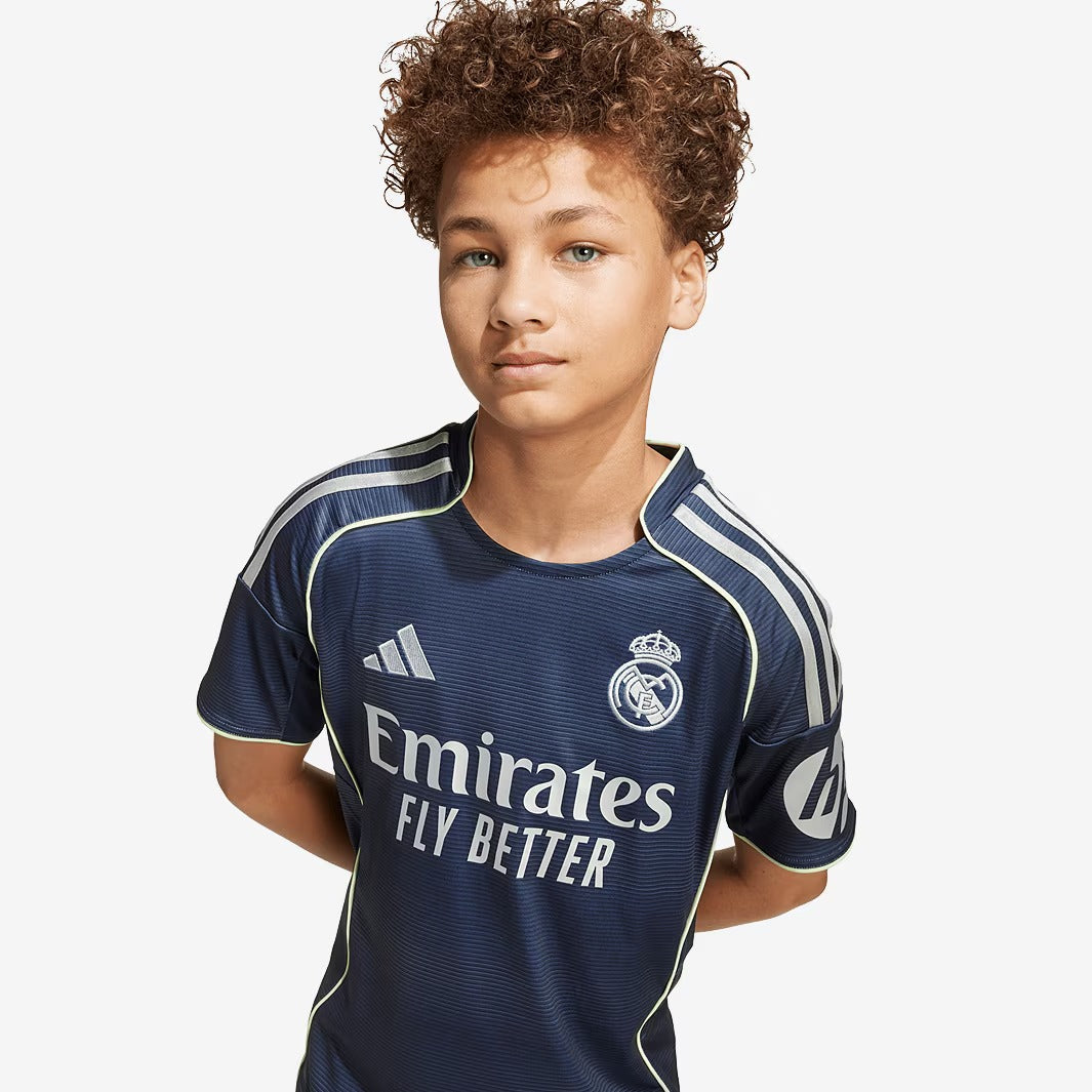 Kids Kit Real Madrid 2025/26 II Fan