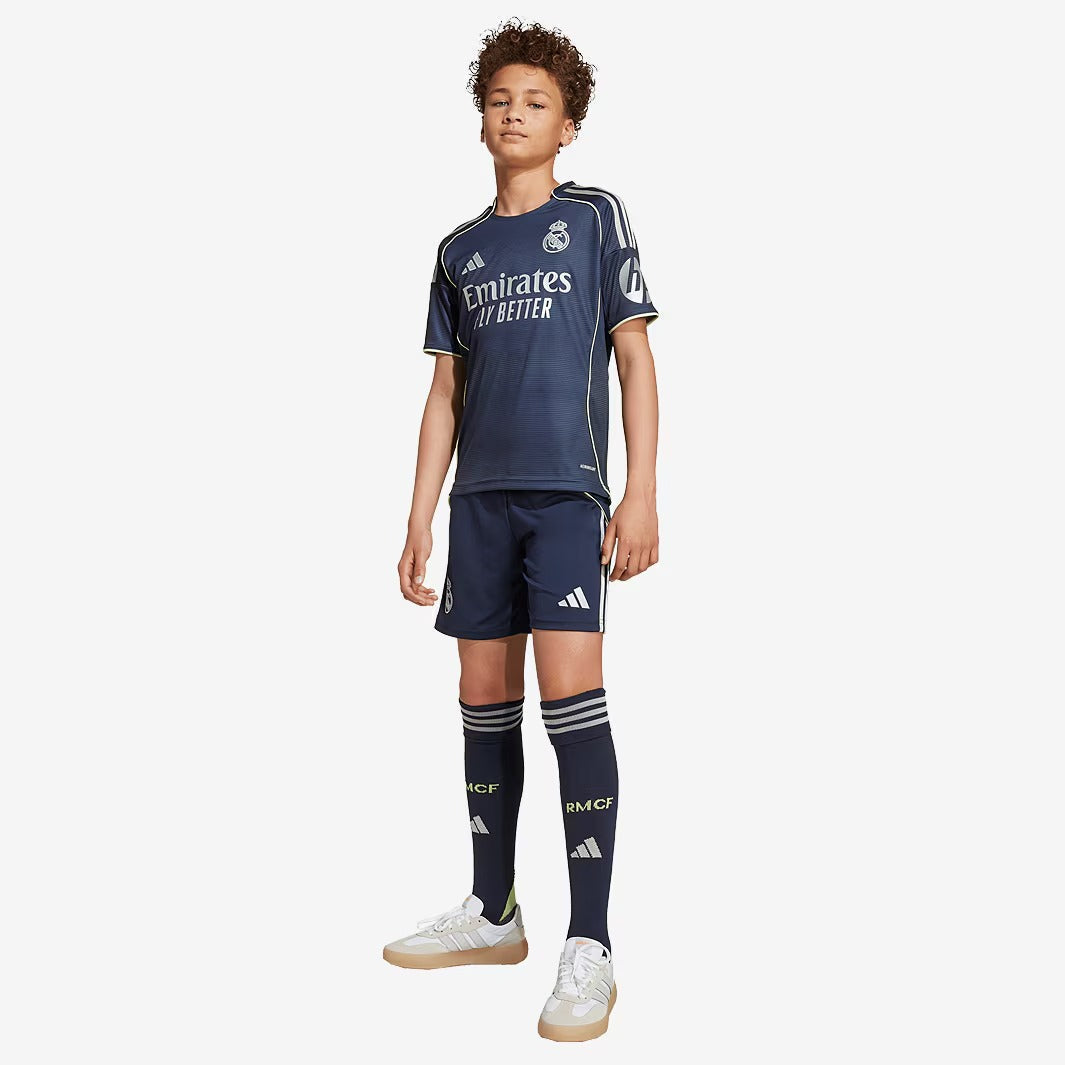 Kids Kit Real Madrid 2025/26 II Fan