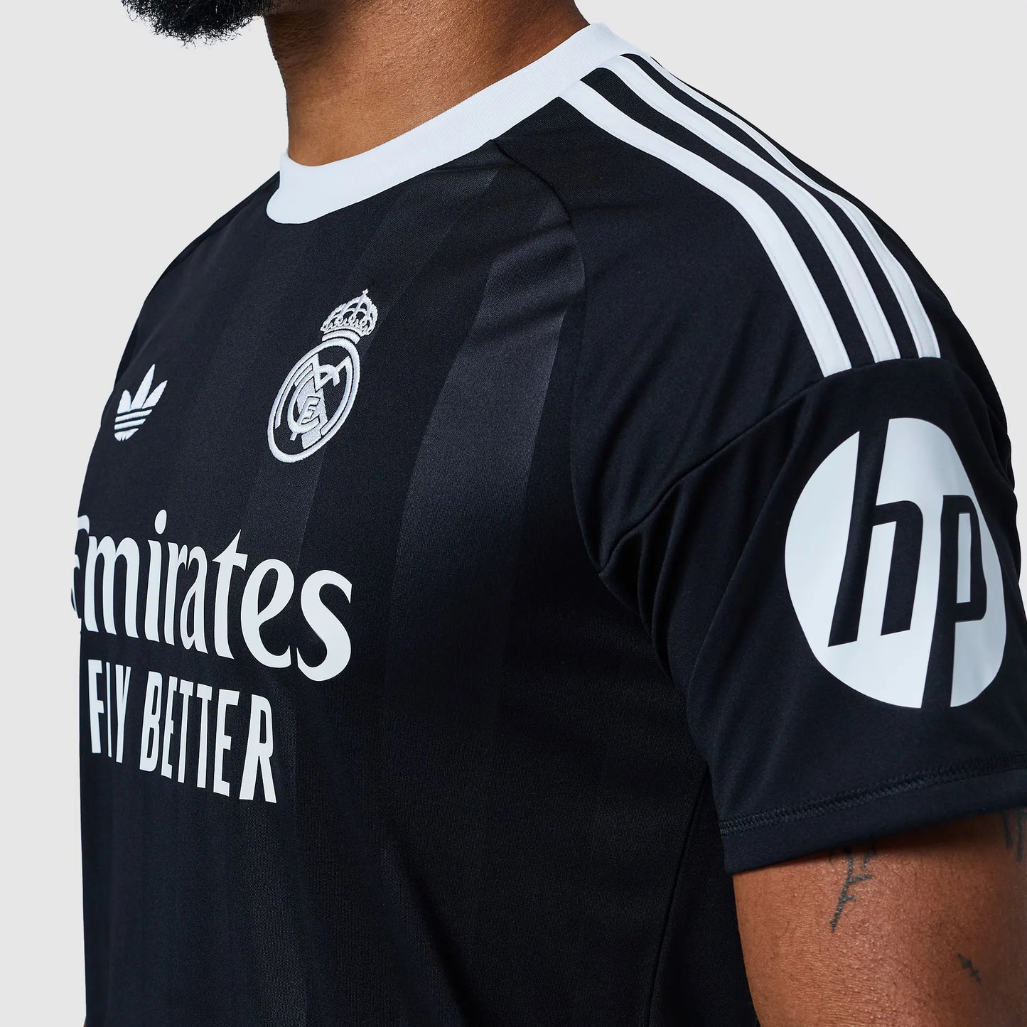 Jersey Real Madrid 2025/26 Goalkeeper