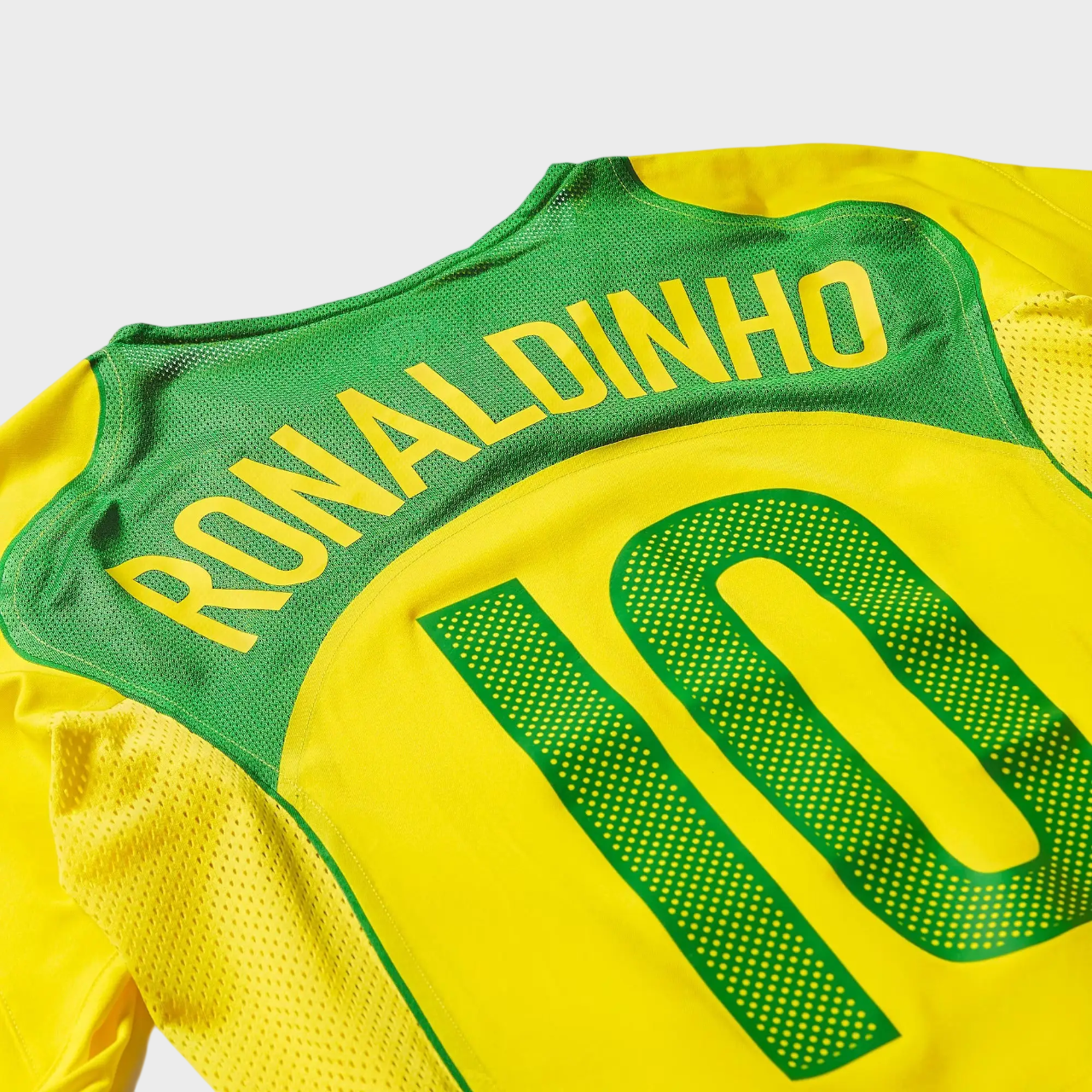 Jersey National Team Brazilian 2004 I Fan Reedição Total 90 RONALDINHO 10